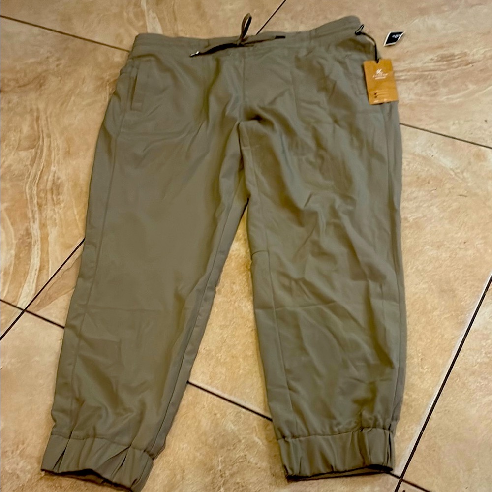 Kyodan Gray Jogger thin material with Elastic Cuffs great soft material